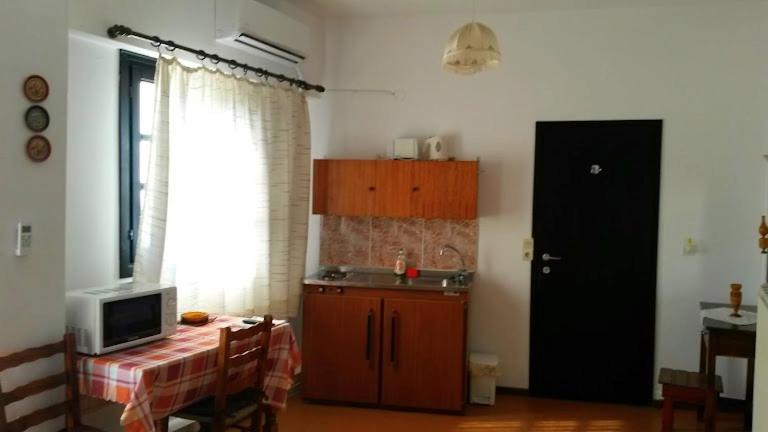 Kostas Studios Apartments - Ενοικιαζόμενα Δωμάτια Με Κουζινάκι Myrina Eksteriør billede