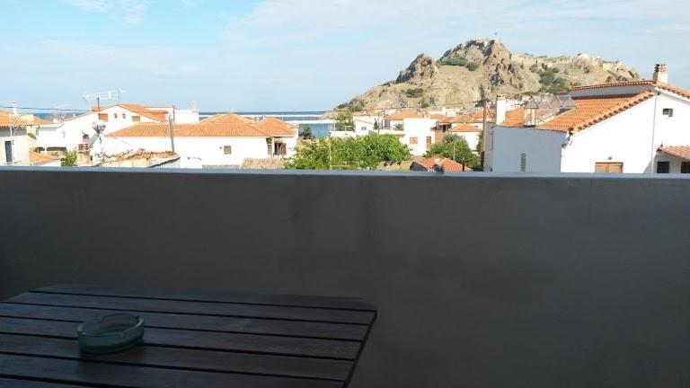 Kostas Studios Apartments - Ενοικιαζόμενα Δωμάτια Με Κουζινάκι Myrina Eksteriør billede