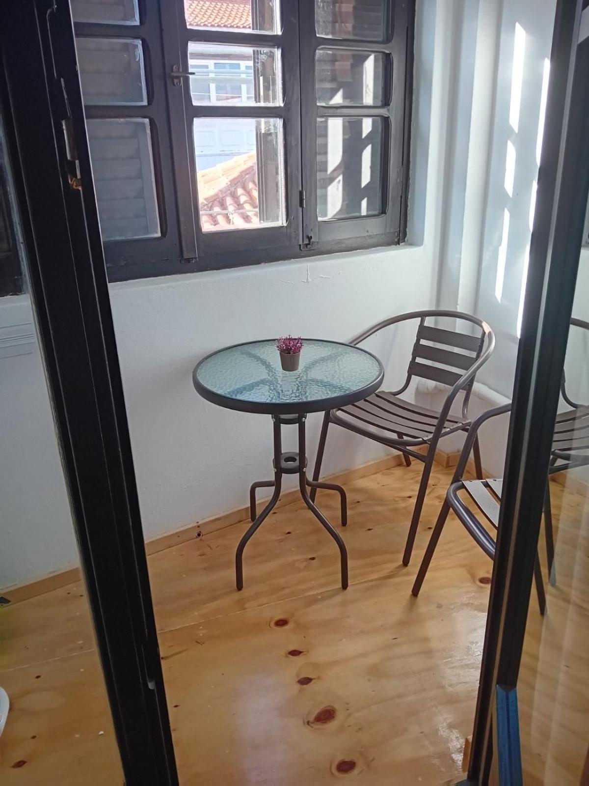 Kostas Studios Apartments - Ενοικιαζόμενα Δωμάτια Με Κουζινάκι Myrina Eksteriør billede