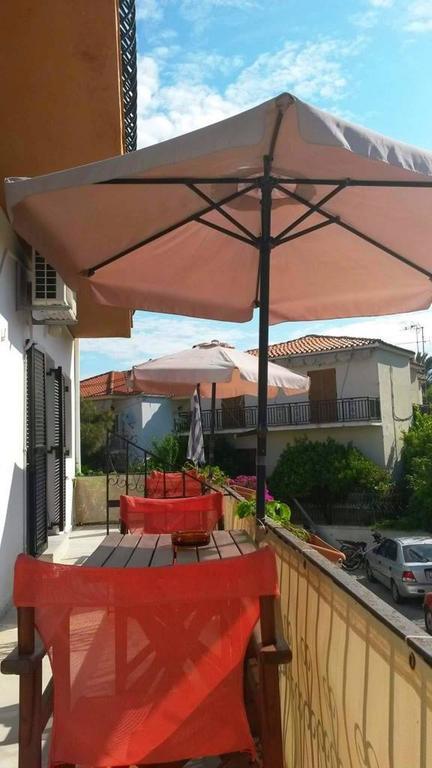 Kostas Studios Apartments - Ενοικιαζόμενα Δωμάτια Με Κουζινάκι Myrina Eksteriør billede